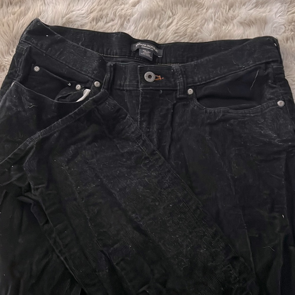 Banana Republic black corduroy pant. W33 L34 great condition. 100% cotton